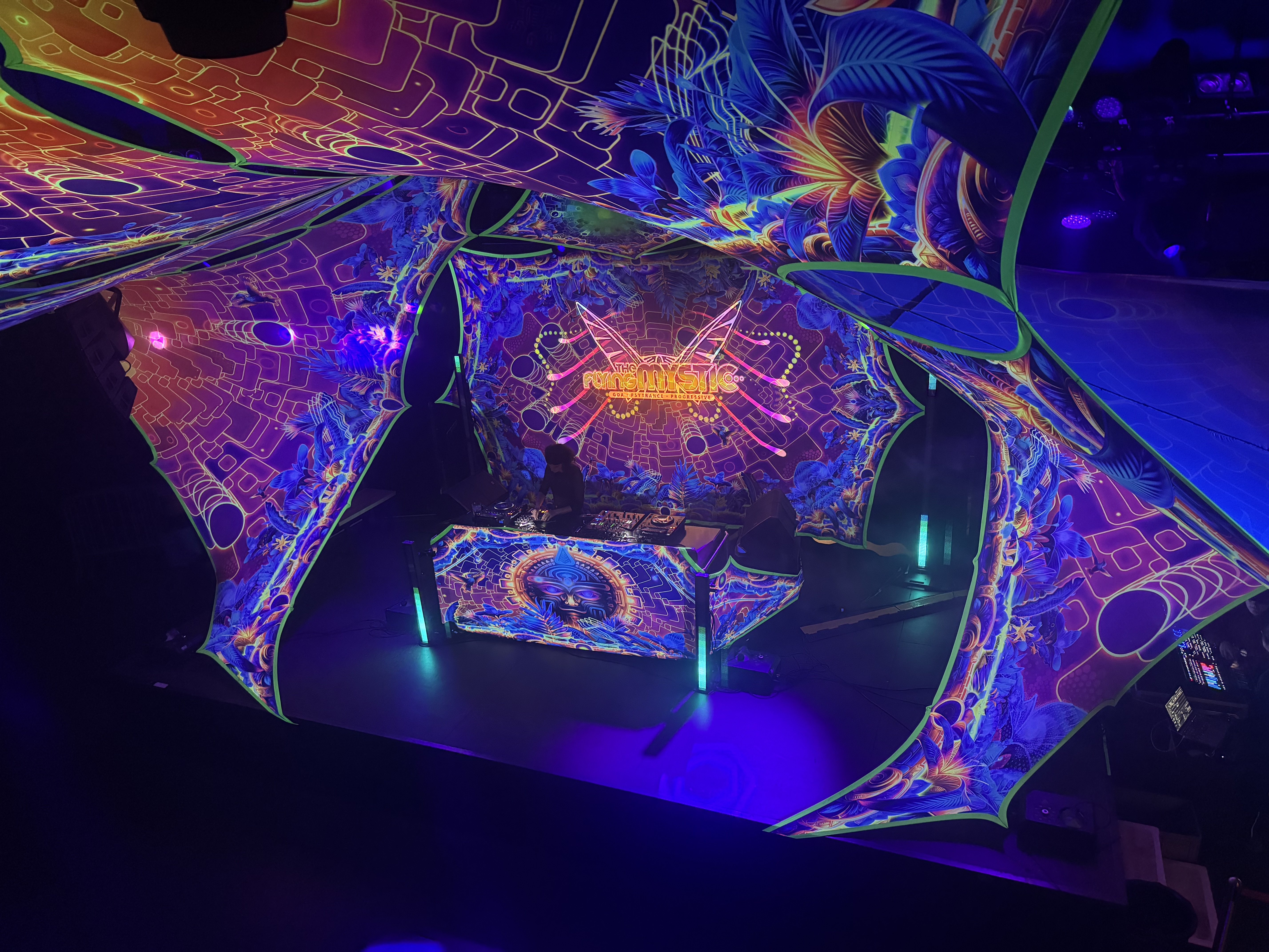 Flying Mystic 04.10.2025